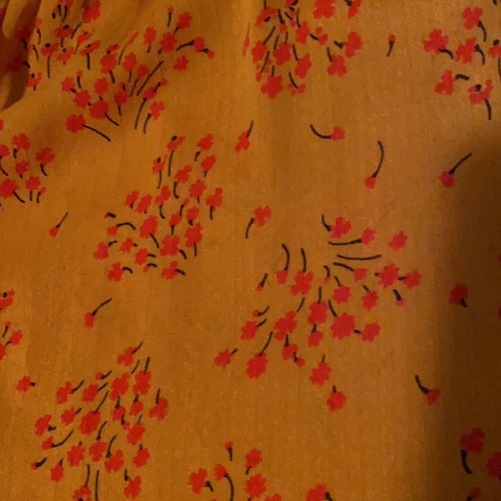 Ann Taylor blouse size MP - Picture 7 of 9